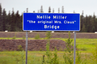 sign-the original Mrs Claus Bridge